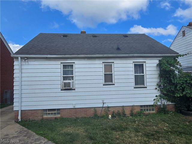 4667 E 86th Street, Garfield Heights, OH 44125