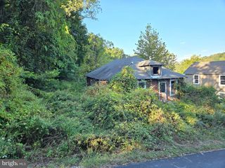 5 JANE ST, Coatesville, PA 19320