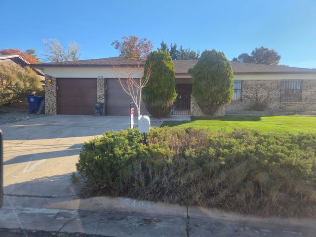 5406 Edwards Drive NE, Albuquerque, NM 87111