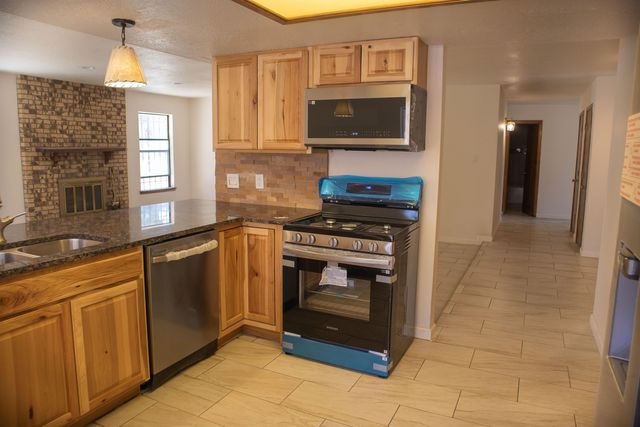 5406 Edwards Drive NE, Albuquerque, NM 87111