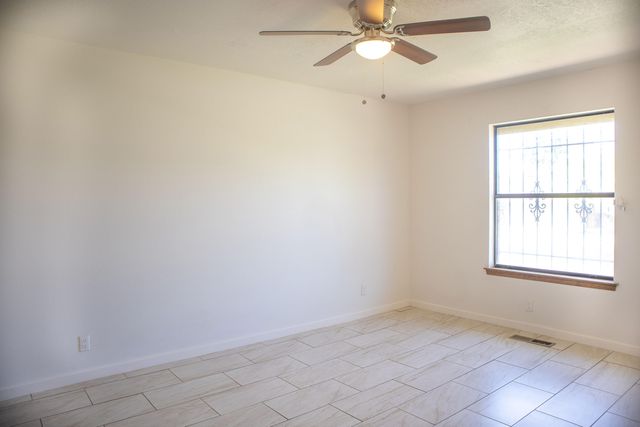 5406 Edwards Drive NE, Albuquerque, NM 87111