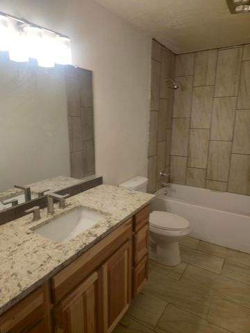 5406 Edwards Drive NE, Albuquerque, NM 87111