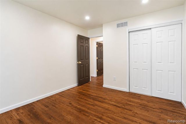 201 Cardwell Street, Inkster, MI 48141