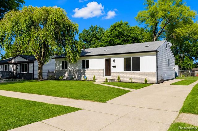 201 Cardwell Street, Inkster, MI 48141