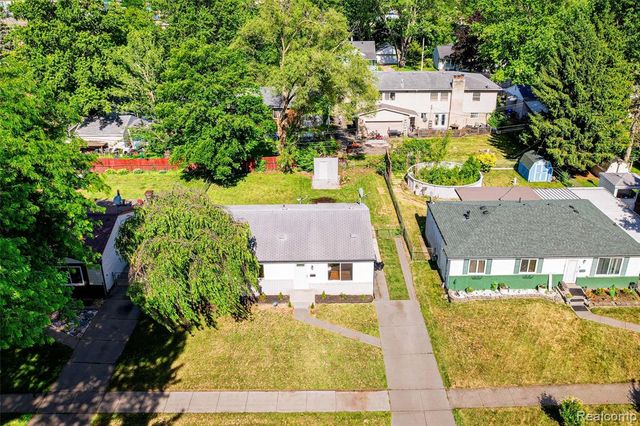 201 Cardwell Street, Inkster, MI 48141