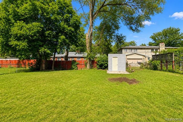 201 Cardwell Street, Inkster, MI 48141