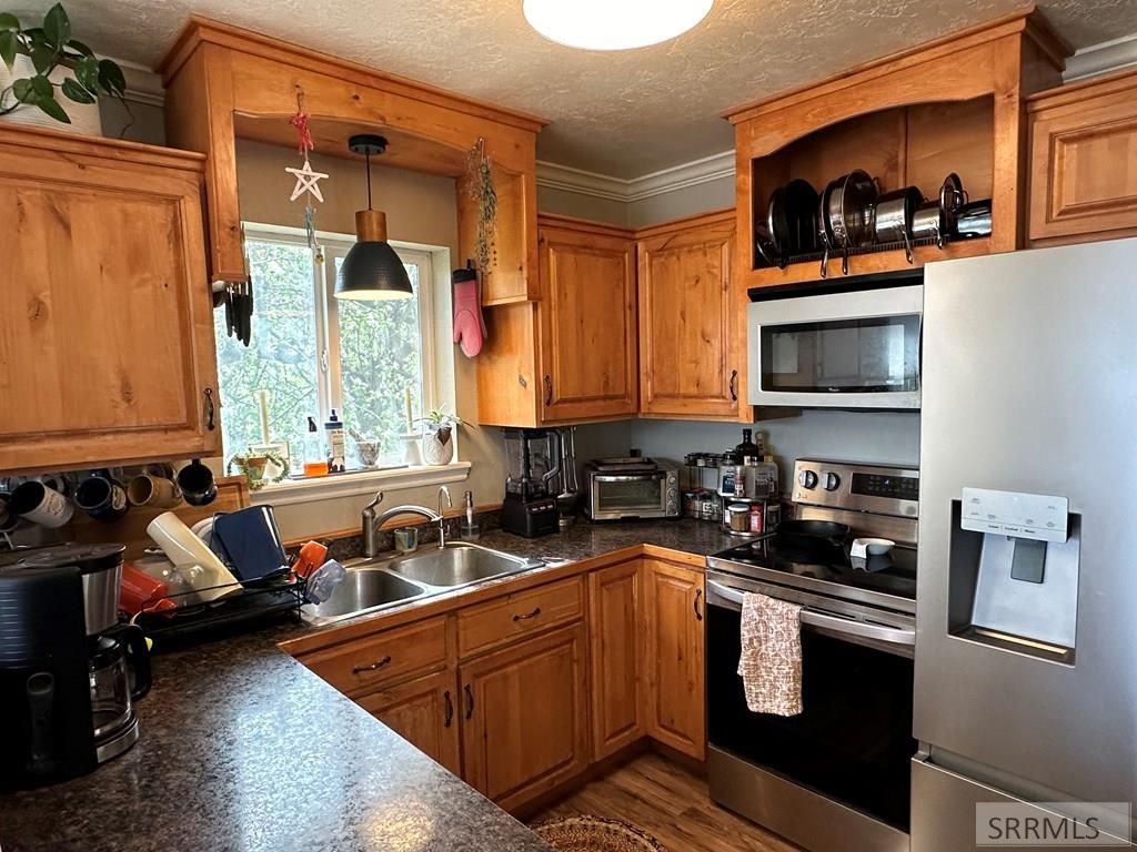 Image 4 of property listing at 319 N Johnson Street, Pocatello, ID 83204