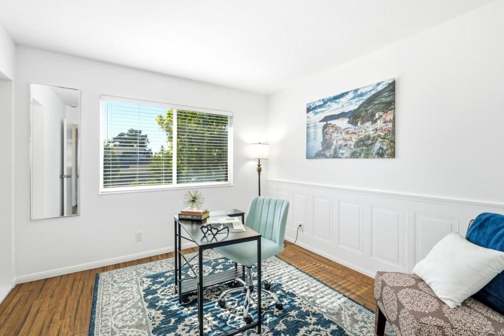 Image 18 of property listing at 953 Diaz Lane, Foster City, CA 94404