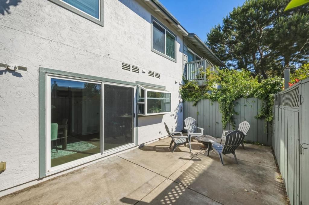 Image 25 of property listing at 953 Diaz Lane, Foster City, CA 94404