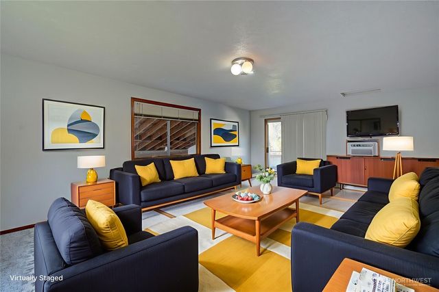 100 Inglewood Drive, Longview, WA 98632