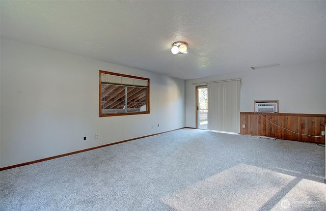 100 Inglewood Drive, Longview, WA 98632