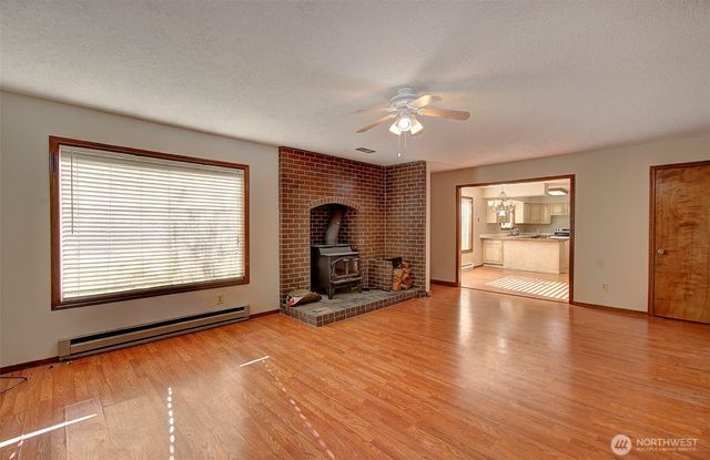 100 Inglewood Drive, Longview, WA 98632