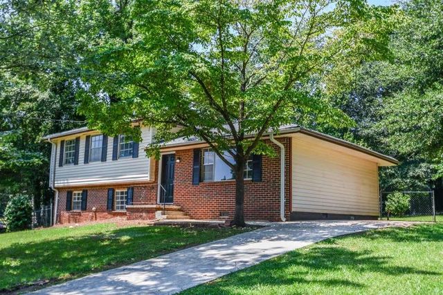 6473 Fleur De Lis Drive, Morrow, GA 30260