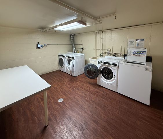 16W471 79th Street 4-105, Willowbrook, IL 60527
