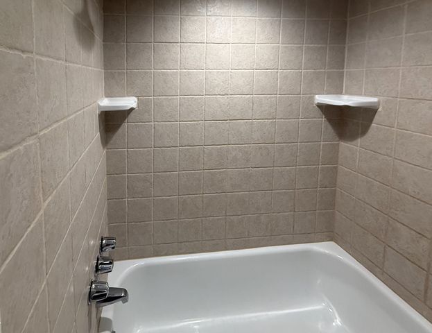 16W471 79th Street 4-105, Willowbrook, IL 60527