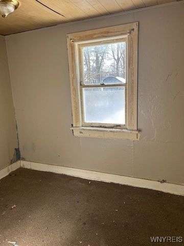 23 Church Street, Franklinville, NY 14737