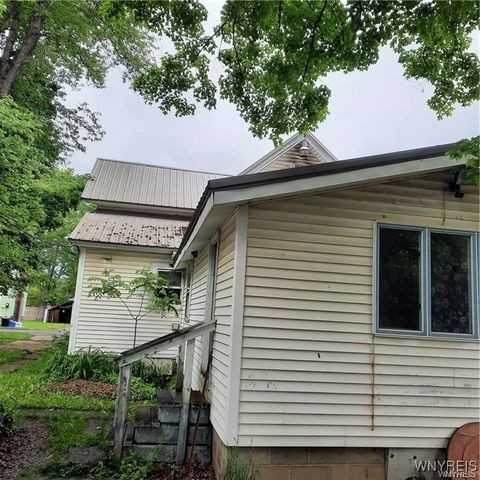 23 Church Street, Franklinville, NY 14737