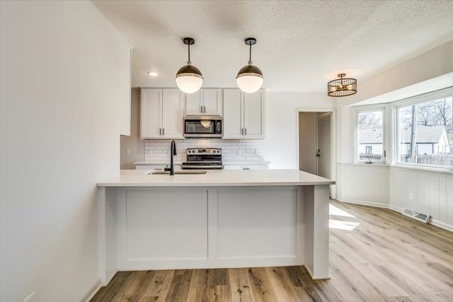 6503 E 16th St N, Wichita, KS 67206