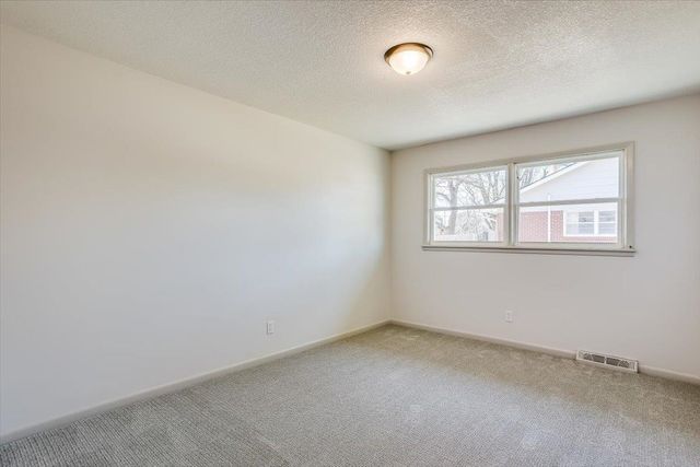 6503 E 16th St N, Wichita, KS 67206