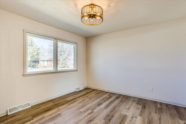 6503 E 16th St N, Wichita, KS 67206