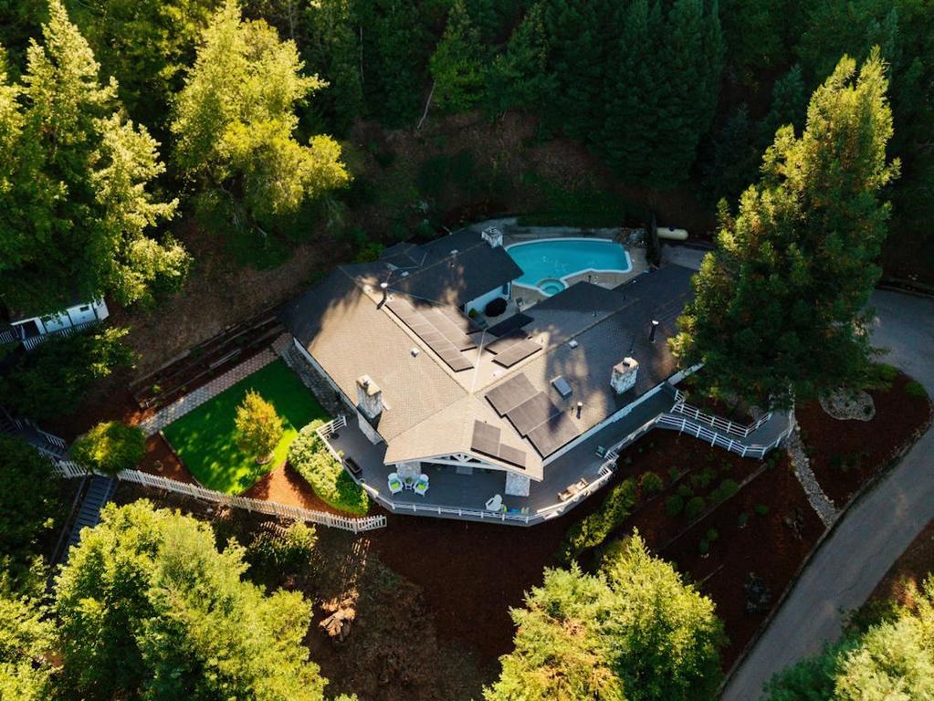 322 Canham Road, Scotts Valley, CA 95066