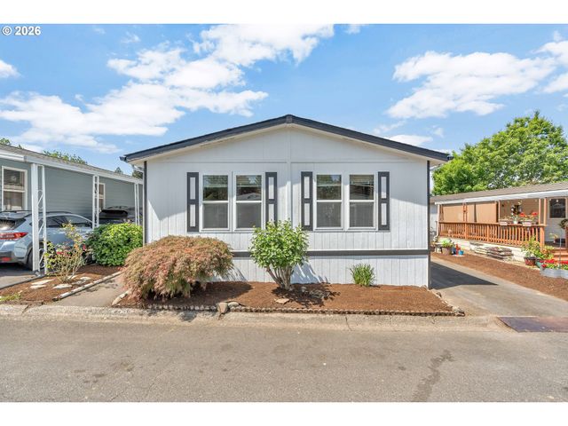 21100 Ne SANDY Blvd 6, Fairview, OR 97024