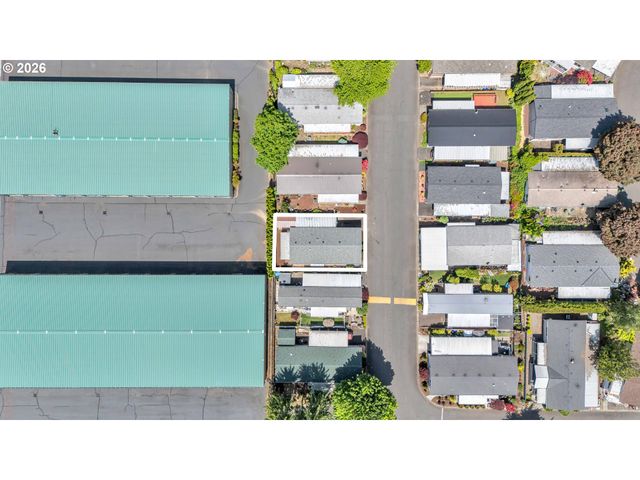 21100 Ne SANDY Blvd 6, Fairview, OR 97024
