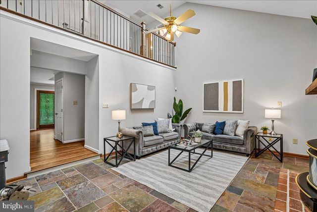 3415 MILLER HEIGHTS RD, Oakton, VA 22124