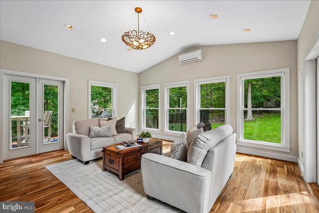 3415 MILLER HEIGHTS RD, Oakton, VA 22124