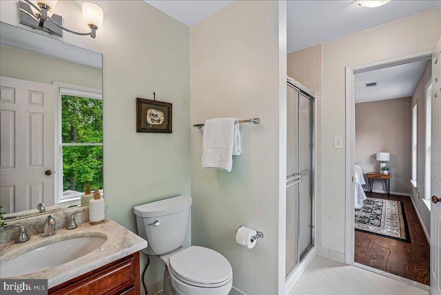 3415 MILLER HEIGHTS RD, Oakton, VA 22124