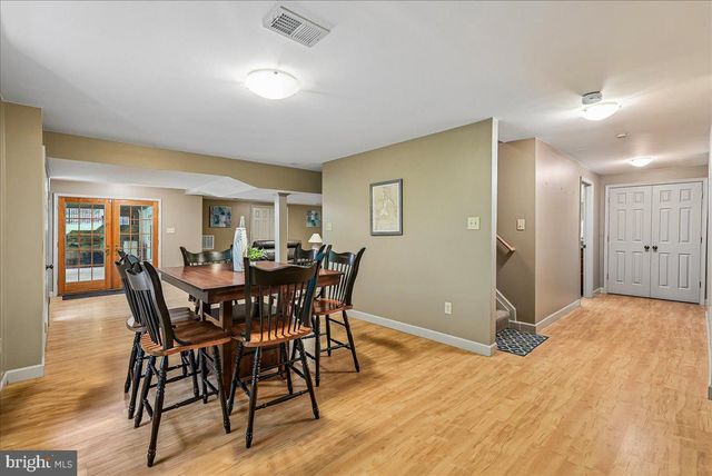 3415 MILLER HEIGHTS RD, Oakton, VA 22124