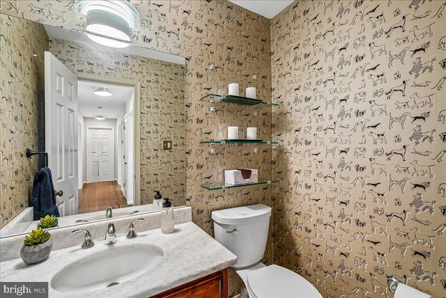 3415 MILLER HEIGHTS RD, Oakton, VA 22124