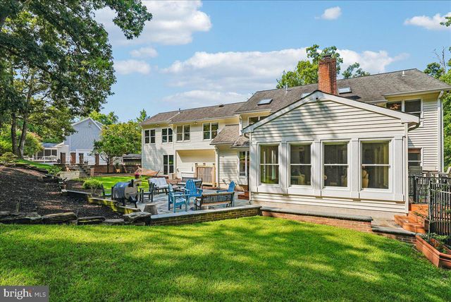 3415 MILLER HEIGHTS RD, Oakton, VA 22124