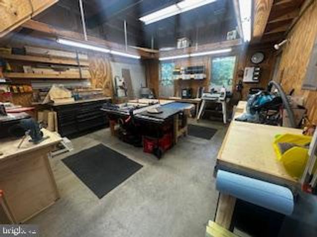 3415 MILLER HEIGHTS RD, Oakton, VA 22124