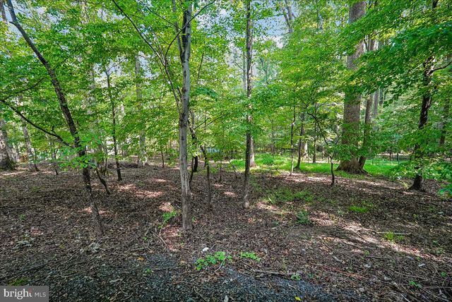 3415 MILLER HEIGHTS RD, Oakton, VA 22124
