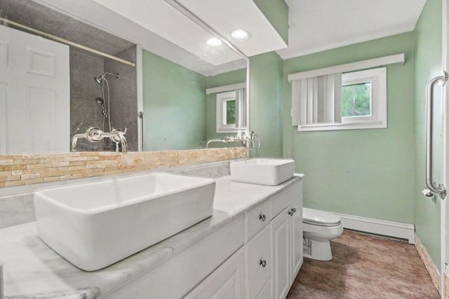 5131 Elizabeth Lake Road, Waterford Twp, MI 48327