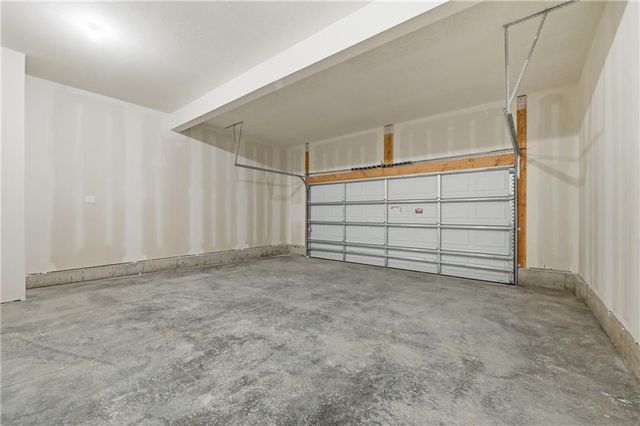 15560 E 47th Terrace, Kansas City, MO 64136