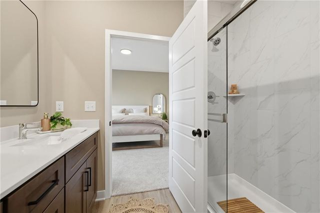 15560 E 47th Terrace, Kansas City, MO 64136