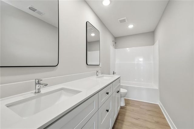 15560 E 47th Terrace, Kansas City, MO 64136