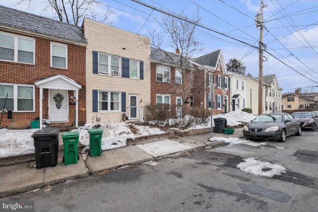 824 N WEST STREET, Carlisle, PA 17013