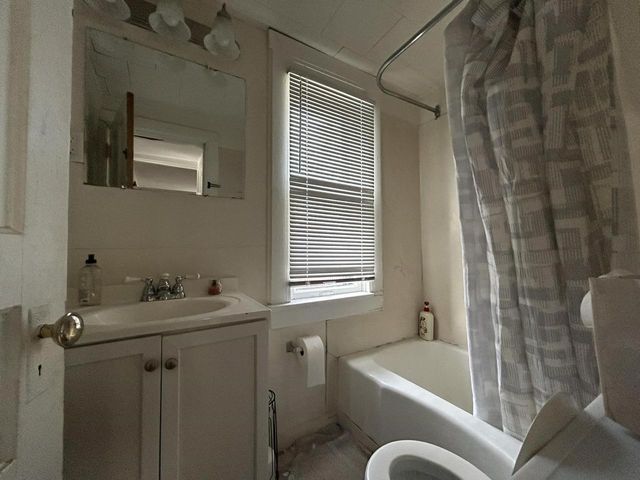 1207 Chandler Street, Madison, WI 53715