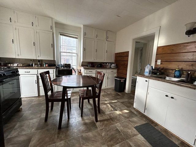 1207 Chandler Street, Madison, WI 53715