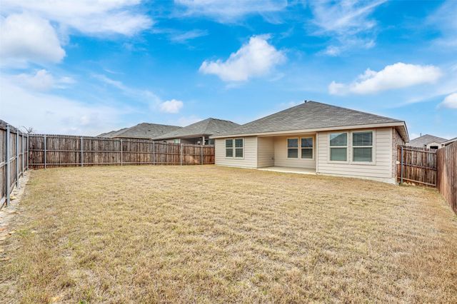 5813 Silverjack Trail, Denton, TX 76226