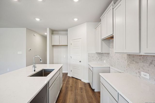 4538 Badger Crest, San Antonio, TX 78245