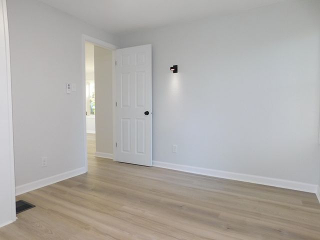 54 S 30th Street S, Battle Creek, MI 49015
