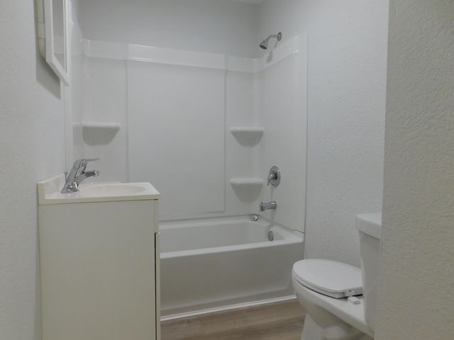 54 S 30th Street S, Battle Creek, MI 49015