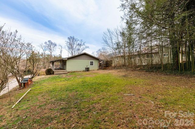 6 Overlook Circle, Asheville, NC 28803