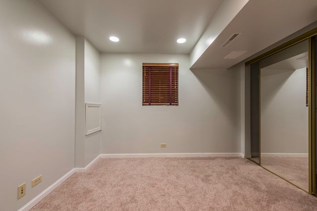 1711 Napa Drive, Gurnee, IL 60031