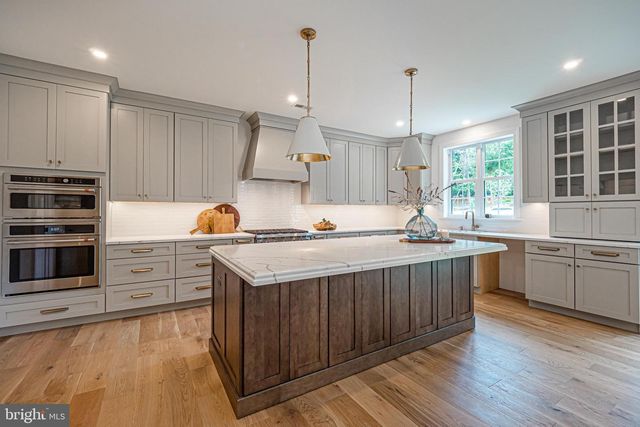 1402 TIMBER MILL LN, West Chester, PA 19380