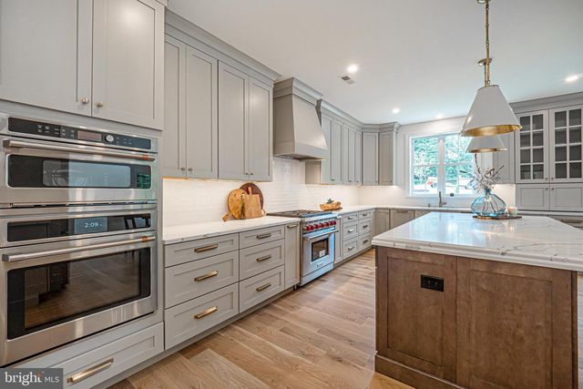 1402 TIMBER MILL LN, West Chester, PA 19380